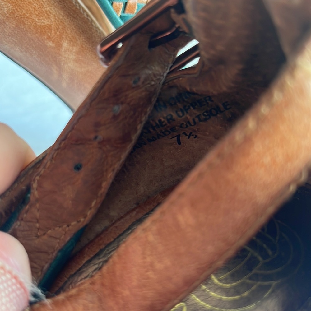 Elliott Lucca green and brown leather woven stacked heels - Picture 8 of 9